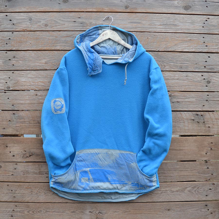 Largeturq4 Men's reversible hoody, size large in turquoise and grey