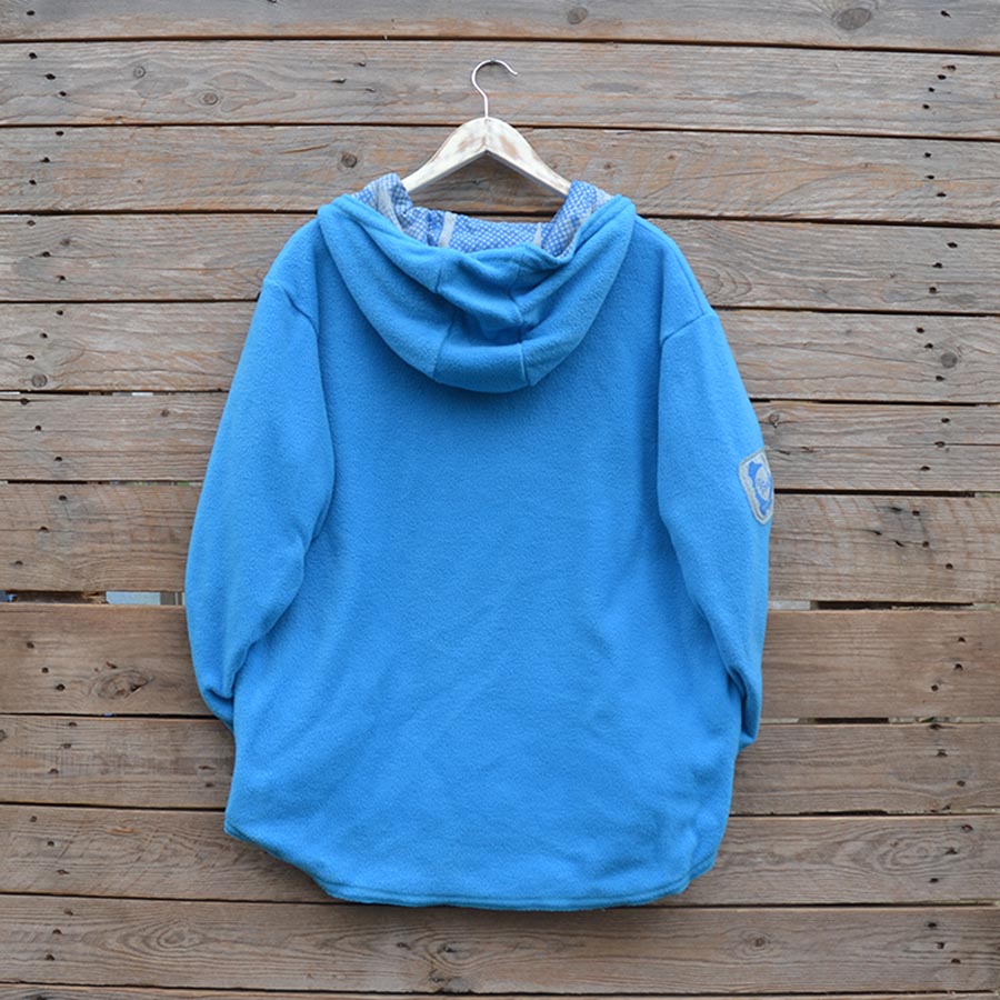 Back fleece Men's reversible hoody, size large in turquoise and grey