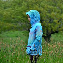Kid's reversible hoody in turquoise/plum
